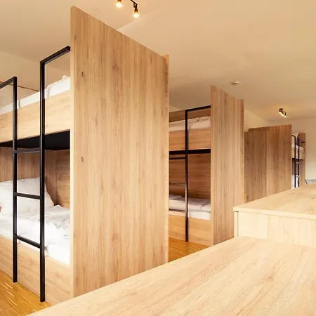 Auberge de jeunesse Henrys Sleeping Am Augsburger Eiskanal *