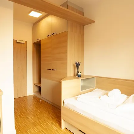 Auberge de jeunesse Henrys Sleeping Am Augsburger Eiskanal Augsbourg