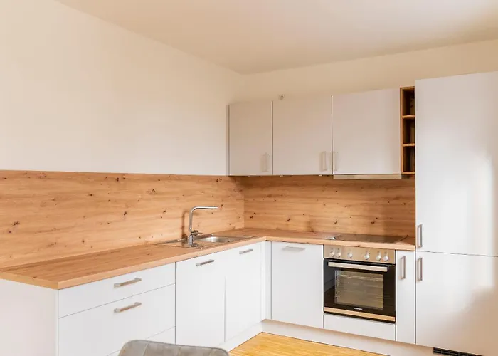 Hostel Henrys Sleeping Am Augsburger Eiskanal